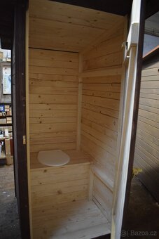 dřevěné WC - 5