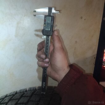 Prodám sadu ALU kol rozteč 5x127 na Jeep grand Cherokee wj - 5