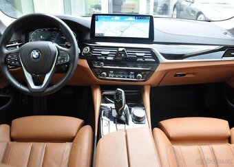 BMW Řada 5 530d xD LUXURY ZÁRUKA LASER - 5
