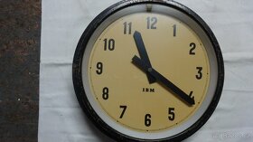 Podružné hodiny IBM - 5