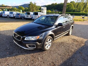 Volvo XC70 2.4 5D AWD - 5