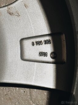 ALU KOLA BMW 17" 5X120 8J ET30 STŘED 72.6 MM - 5