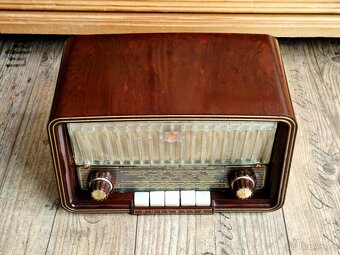 Staré rádio Philips Philetta B2D93U, 1959-60 - 5