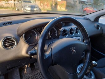 Peugeot 308, 115 400 km, r.v. 2011 - 5