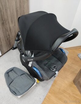 Autosedačka Maxi Cosi vajíčko + základna - 5