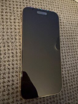 Prodám iPhone 14 Pro, 128 GB ve velmi pěkném stavu. Telefon - 5