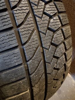 215/50r17 - 5