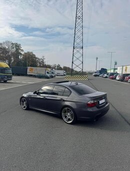 BMW E90 330i 190kw - 5