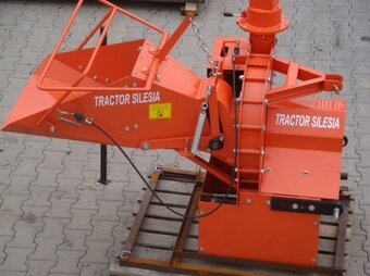 Štěpkovač WC-8 za traktor,  spolehlivý pomocník na dřevo - 5