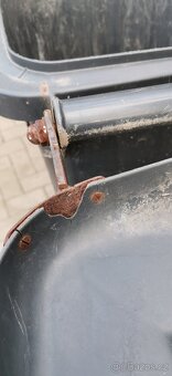 Plastová popelnice 120l na kolečkách. - 5