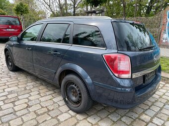 Opel Astra 1 6i benzín kombi - 5