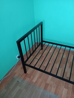 Kovový rám postele s kovovým roštem - 5