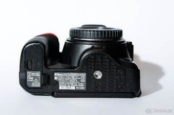 Prodám zrcadlovku Nikon D5600 samostatně nebo v setu - 5