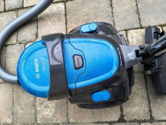 Bezsáčkový vysavač Bosch Serie 2 typ BGS05A220 - 5