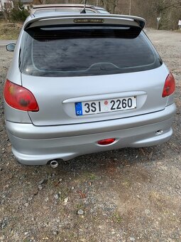 Peugeot 206 - 5