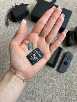 Nintendo Switch - 5