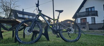 Celoodpružené kolo giant M - 5