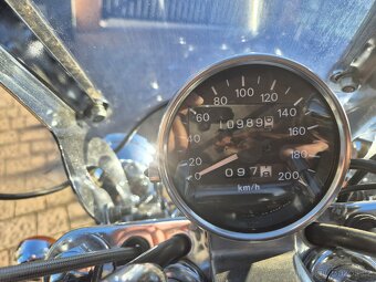 Suzuki Intruder 1400 - 5