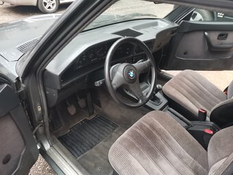 Bmw e28 520i Shadowline - 5