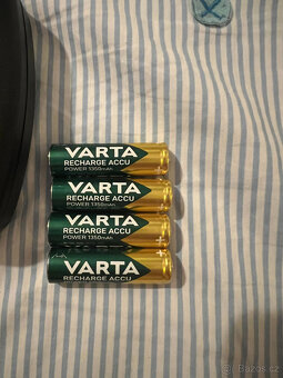 Nabíječka baterií AA/AAAna 6ks, displej+12xbaterie - 5