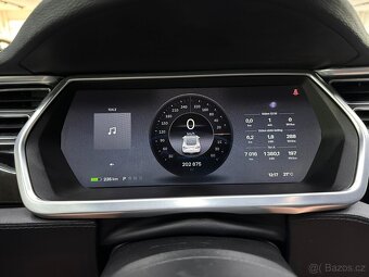 Tesla S 85 - doživotní nabíjení zdarma - 5