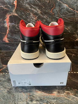 Jordan 1 Mid Gym Red Panda 44 - 5