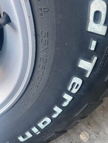 Sada 4ks zánovních kol 35x12,5r15 - 5