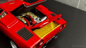 Lamborghini Countach LP 400 Kyosho model 1/18 - 5