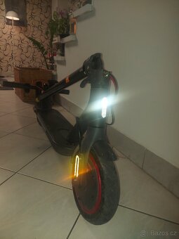 Elektrokoloběžka Xiaomi Scooter Pro 2 - 5