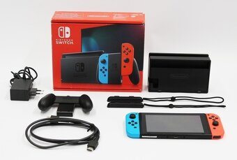 Nintendo Switch V2 + SPYRO TRILOGY - 5