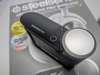 Bezdrátová sluchátka Steelseries arctis nova pro x wireless - 5