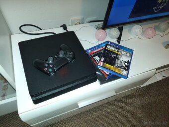 Playstation 4 - 5