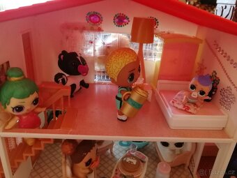 Domeček pro L. O. L. panenky - 5