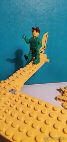 LEGO letadlo a 2 panáčci - 5