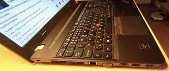 Lenovo ThinkPad E550 2,8GHz / 8GB RAM + nová brašna - 5