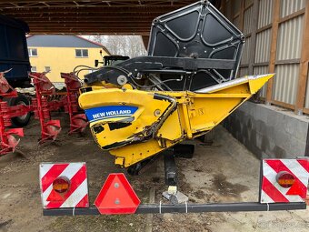 Kombajnová lišta New Holland Varifeed 7,3 m - 5