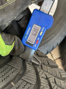 Kompletní sada 5x100 Volkswagen T-Cross 195/60 R16 Hankook - 5