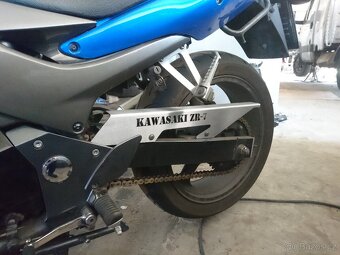 Prodám KAWASAKI ZR7 na A2, od 18 let - 5