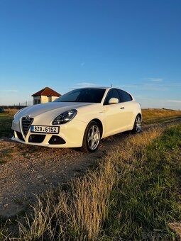 Alfa Romeo Giulietta 1.4 88kW/120k - 5