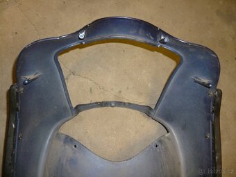 Aprilia Scarabeo 125, 150, 200. Maska.  rok 2000 - 5