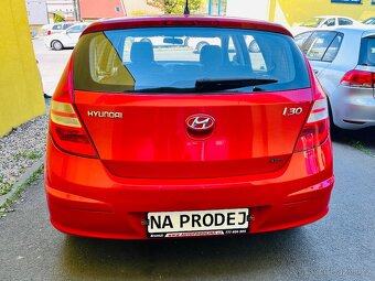 HYUNDAI i30 1.4 i BENZÍN NAJETO JEN 100 TIS KM - 5