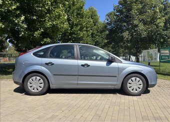 FORD FOCUS 1.6 74 KW TREND - BENZÍN - 5