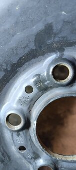 Kola BMW se zimními pneumatikami 205/55 /16 - 5