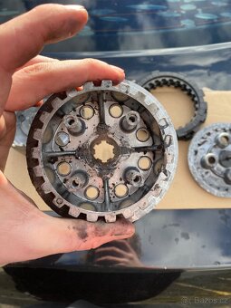 Spojka Yamaha dt 125 - 5