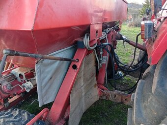 secí stroj kverneland Accord - 5