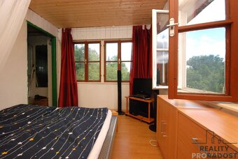 Prodej chaty 3+kk s terasou a zahradou, Prostějovičky - 5