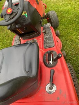 Zahradní traktor Wolf garten motor Kawasaki - 5