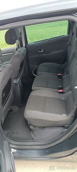 Renault Grand Scénic 3 - 5