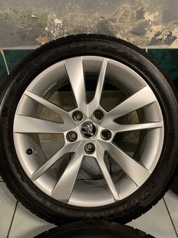 Alu kola Škoda R17 5X112 LETNÍ PNEU 225/45 R17 TOP STAV T - 5