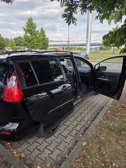 Mazda 5 - 5